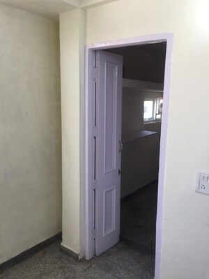 Room in 1 BHK Builder Floor at Vasant Vihar – for Rent