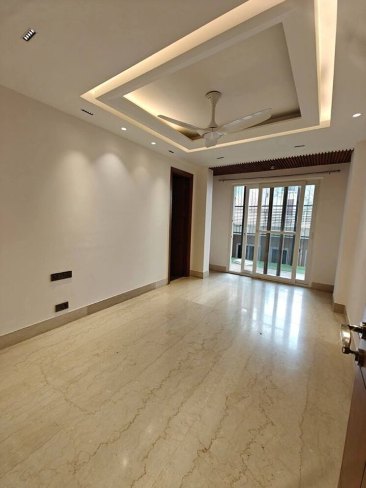 Room, saket 3 Bedroom 1600 Sq.Ft. Apartment In Saket Delhi 9725142