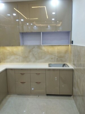 Furnished Amenities in 2 BHK Builder Floor at Vaishali Sector 4 – for Sale