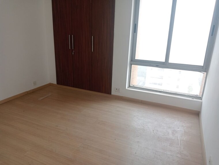 Room, chd-avenue-71 4 Bedroom 2350 Sq.Ft. Apartment In Sector 71 Gurgaon 9725155