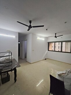 2.5 BHK Apartment For Rent in Lodha Palava Downtown