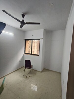 Room in 2.5 BHK Apartment at Lodha Palava Downtown, Dombivli East – for Rent