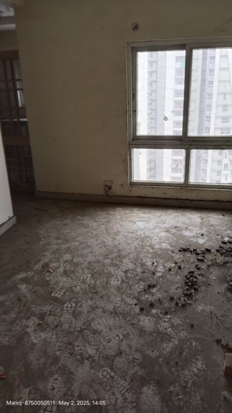 Room, upavp-ganga-yamuna-and-hindon-enclave 1.5 Bedroom 650 Sq.Ft. Apartment In Pratap Vihar Ghaziabad 9725180
