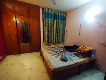 Bedroom in 3 BHK Builder Floor at Hauz Khas – for Sale