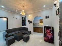 2 BHK Apartment For Rent in Saket