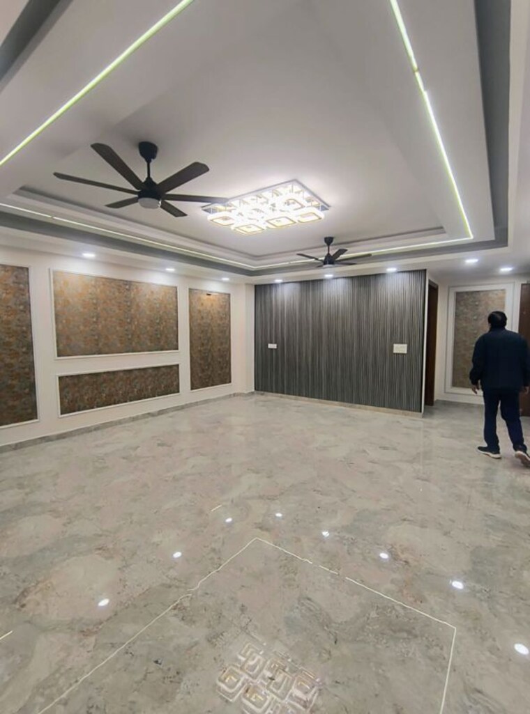 Room, saket 3 Bedroom 1800 Sq.Ft. Apartment In Saket Delhi 9725230