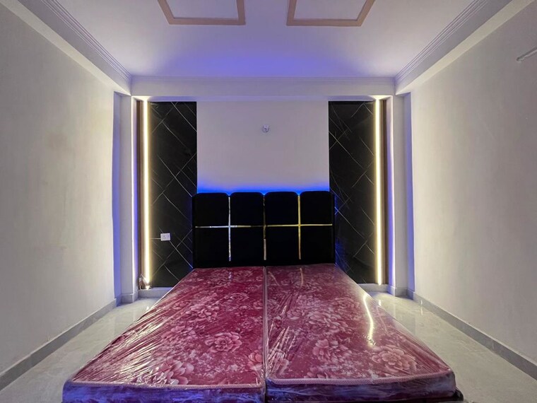 Bedroom, saket 1 Bedroom 600 Sq.Ft. Apartment In Saket Delhi 9725252