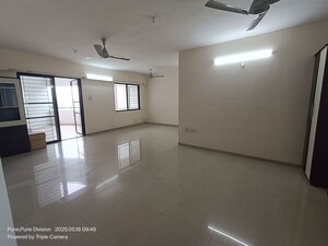 Room in 3 BHK Apartment at Palazzo Apartments, Balewadi – for Rent