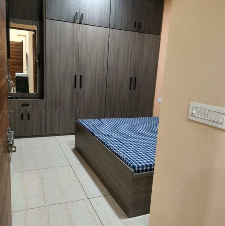 Bathroom, huda-staff-colony 2 Bedroom 104 Sq.Yd. Builder Floor In Durga Colony Gurgaon 9725255