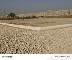 Plot For Sale in Sultanpur Road