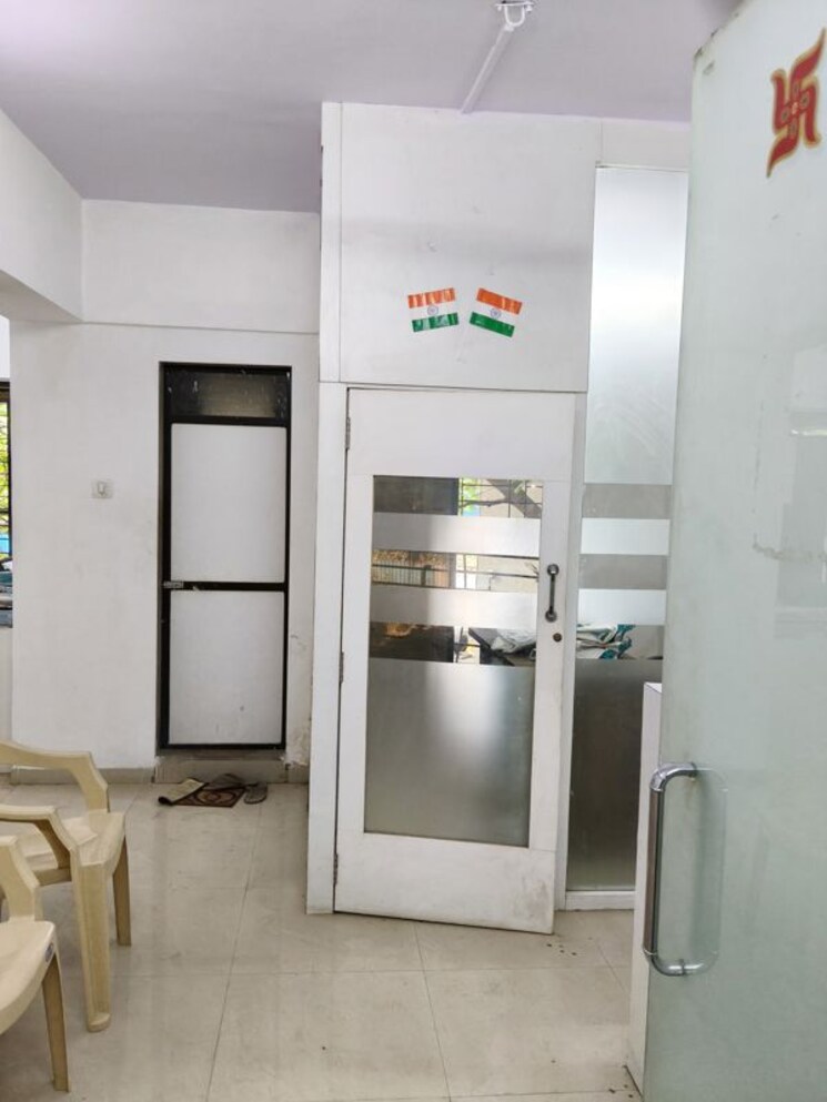 Bathroom, js-bal-ganesh-tower Commercial Office Space 500 Sq.Ft. In Naupada Thane 9725270