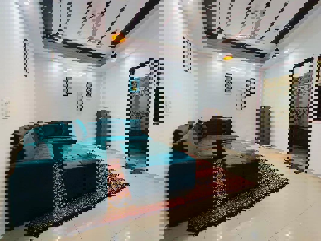 2 BHK Apartment For Rent in Saket