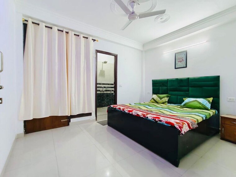 Bedroom, saket 2 Bedroom 950 Sq.Ft. Apartment In Saket Delhi 9725276