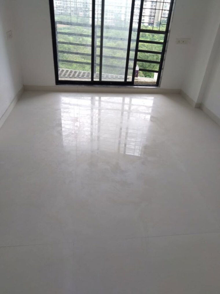 Room, rna-ng-rock 1 RK 320 Sq.Ft. Apartment In Mira Road Thane 9725282