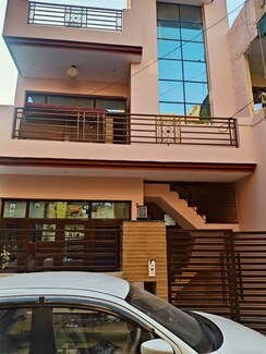 4 BHK + Pooja Room Builder Floor For Sale in Dhakoli