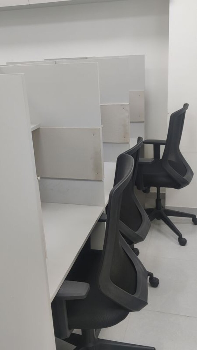 Team Area, vishwa-plan-s-business-park Commercial Office Space 400 Sq.Ft. In Nerul Navi Mumbai 9725300