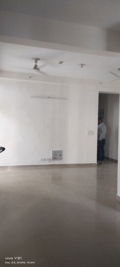 3 BHK Apartment For Rent in Mahagun Mywoods