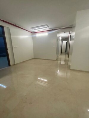 Room in 4 BHK Apartment at Dosti Eastern Bay Phase 1, Wadala – for Rent