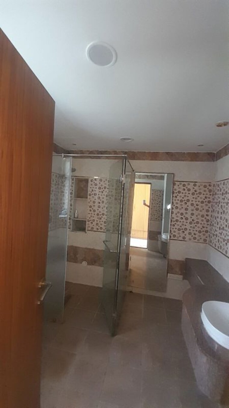Kitchen, nirvana-country-birch-court 4 Bedroom 360 Sq.Yd. Villa In Sector 50 Gurgaon 9725340