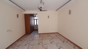 Room in 4 BHK Villa at Nirvana Country Birch Court, Sector 50 – for Rent