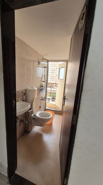 Bathroom in 3 BHK Villa at Amrapali Dream Valley, Tech Zone 4 Greater Noida – for Sale