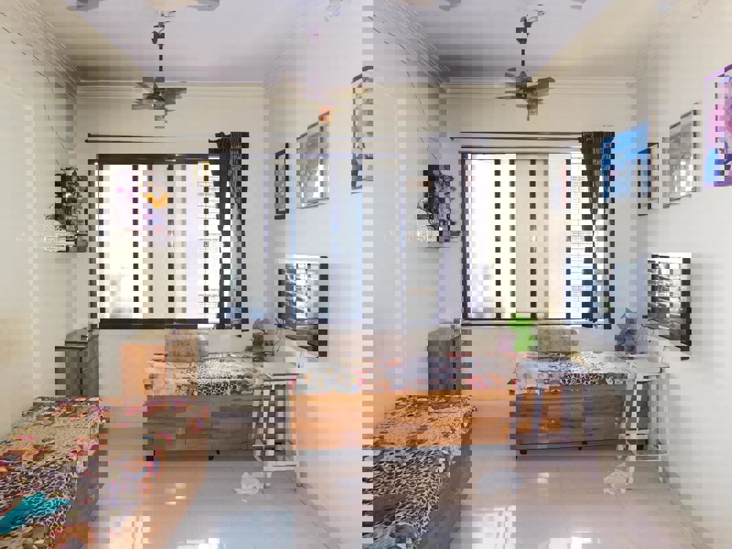 2 BHK + Pooja Room Apartment For Sale in Girikunj Chs