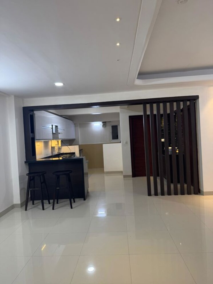 Room, nr-windgates 2 Bedroom 1219 Sq.Ft. Apartment In Thanisandra Main Road Bangalore 9725406