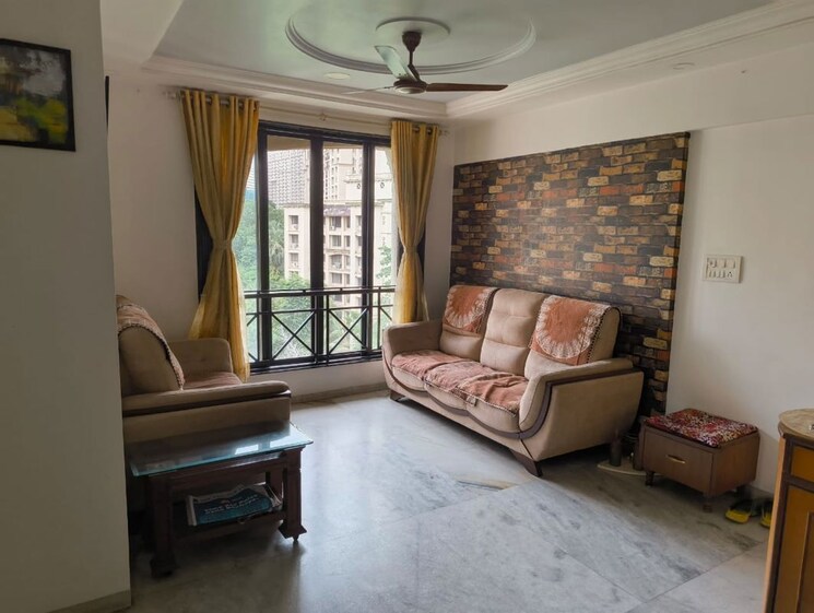 Living Room, hiranandani-estate-crown 1 Bedroom 630 Sq.Ft. Apartment In Ghodbunder Road Thane 9725416
