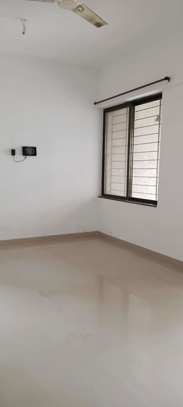Room in 2 BHK Apartment at Sanskruti Jardin, Baner – for Rent