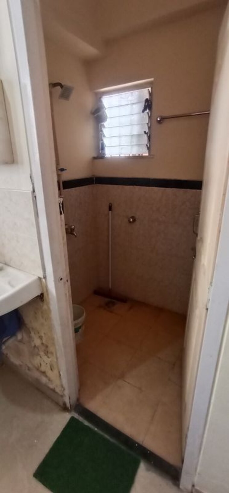 Bathroom, mhada-prakash-cotton-mill 1 Bedroom 225 Sq.Ft. Apartment In Lower Parel Mumbai 9725427