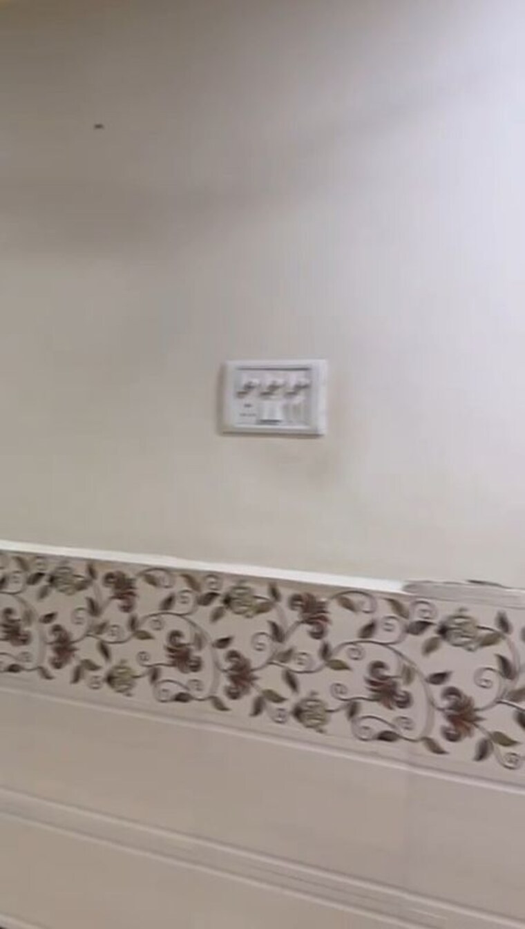  Parking, supernal-gardens 2 Bedroom 650 Sq.Ft. Apartment In Kolshet Road Thane 9725441