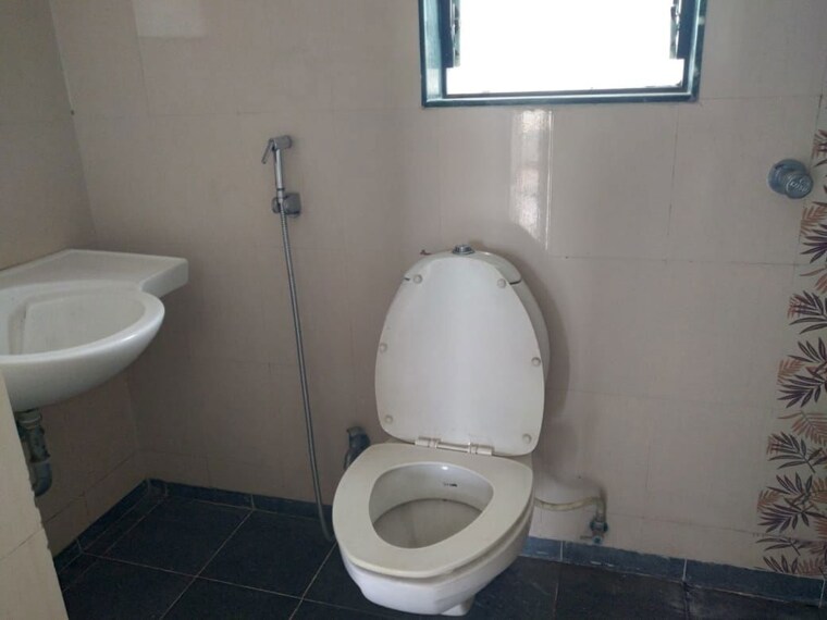 Bathroom, dsk-vidyanagari 2 Bedroom 1100 Sq.Ft. Apartment In Baner Pune 9093195