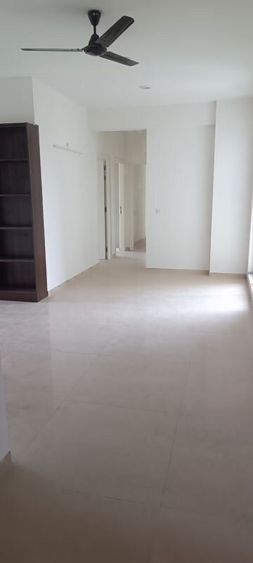 Room in 3 BHK Apartment at Tata La Vida, Sector 113 – for Rent