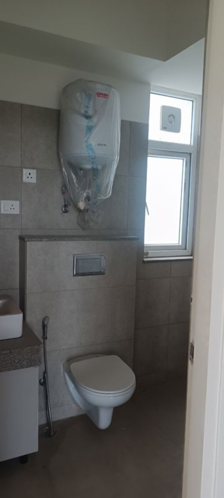 Bathroom, tata-la-vida 3 Bedroom 1579 Sq.Ft. Apartment In Sector 113 Gurgaon 9725450