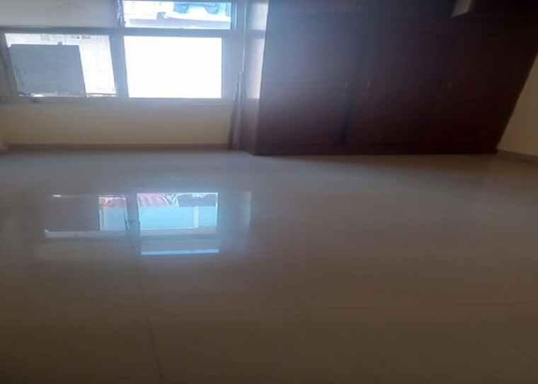 Room, ip extension 2 Bedroom 1010 Sq.Ft. Apartment In Ip Extension Delhi 9725430