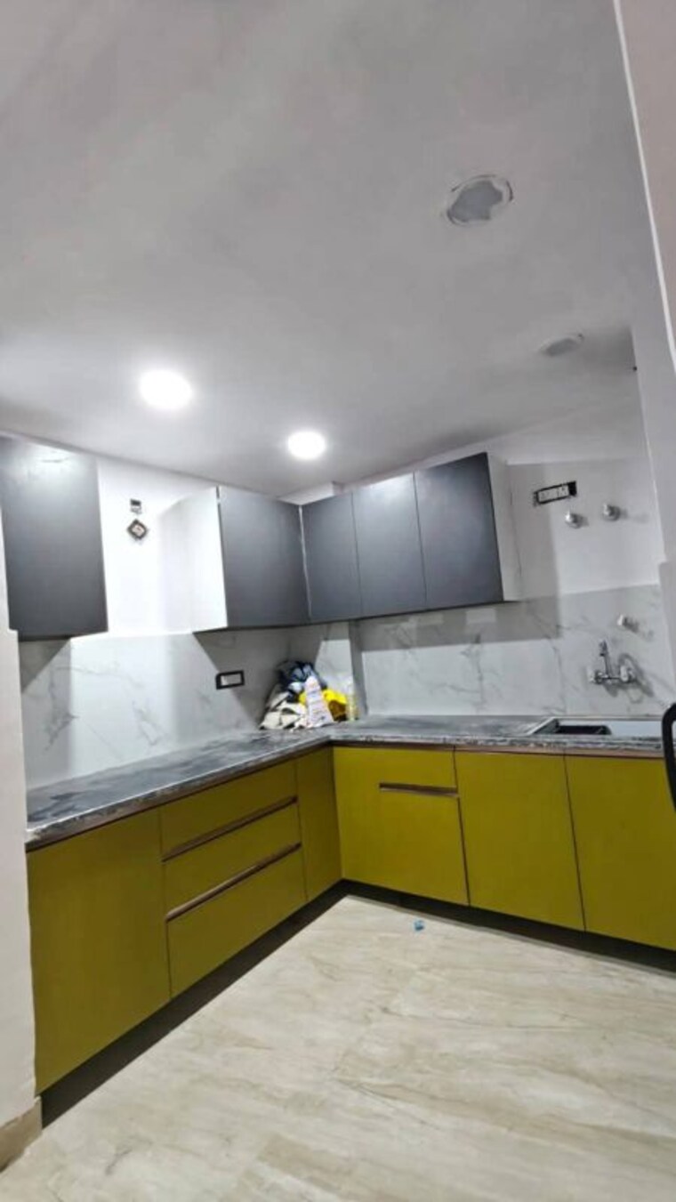 Kitchen, chattarpur 2 Bedroom 1000 Sq.Ft. Apartment In Chattarpur Delhi 9725471