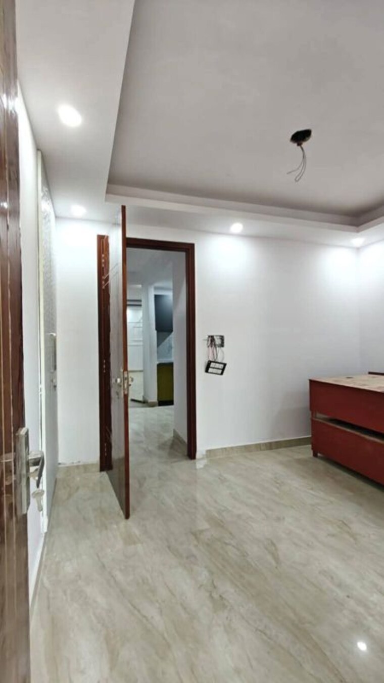 Room, chattarpur 2 Bedroom 1000 Sq.Ft. Apartment In Chattarpur Delhi 9725471