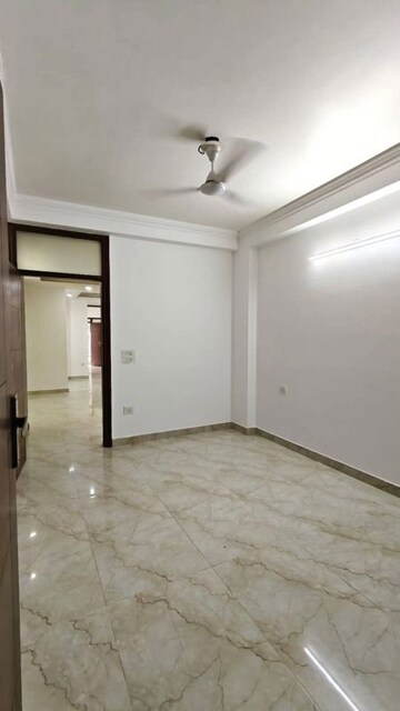 2 BHK Apartment For Rent in Chattarpur