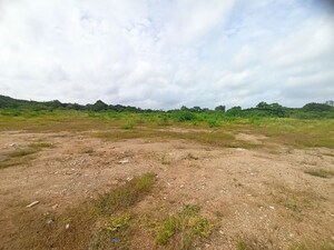 Plot Area in  Land at Sai Plaza Patancheru, Peeranchuruvu – for Rent