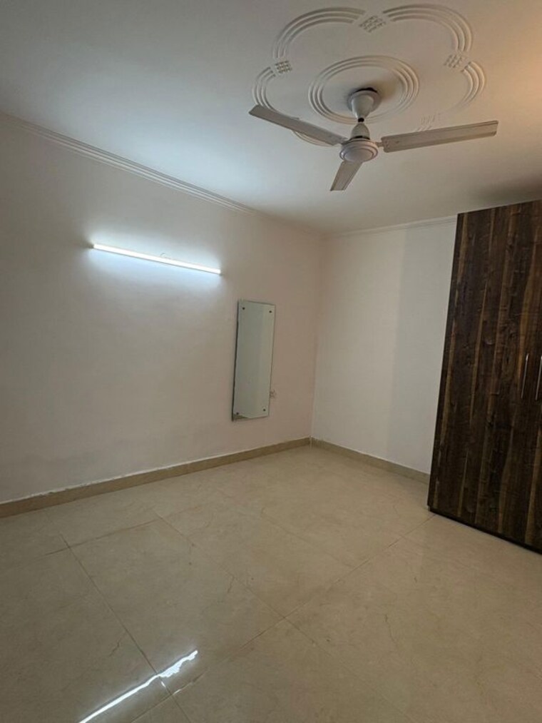 Room, saket 1 Bedroom 400 Sq.Ft. Builder Floor In Saket Delhi 9725492