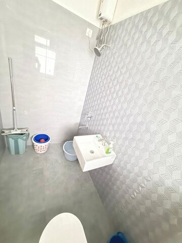 Master Bedroom in 3 BHK Apartment at Piramal Vaikunth, Balkum Pada – for Rent