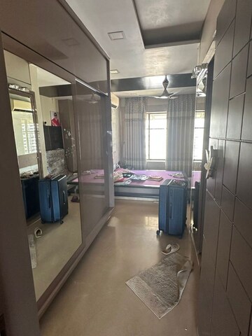 Parking in 3 BHK Apartment at Arihant Tower Byculla, Byculla – for Sale