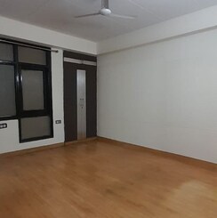 3 BHK Apartment For Rent in Oxirich Avenue