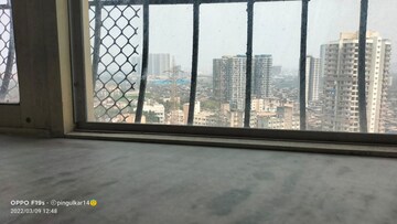 Room in 2 BHK Apartment at Llyod Estate, Wadala – for Rent