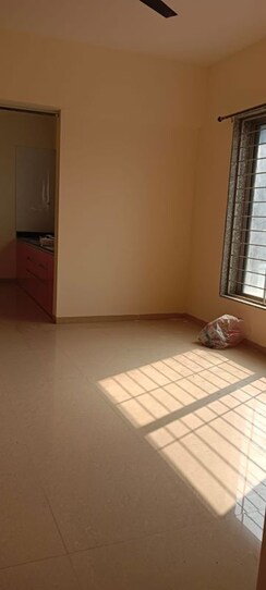 2 BHK + Servant Room Apartment For Rent in Axis Paradigm Whistling Meadows