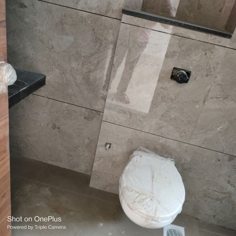 Bathroom, kabra-diamante 3 Bedroom 975 Sq.Ft. Apartment In Goregaon West Mumbai 9725541