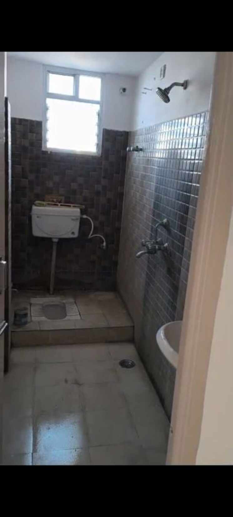 Bathroom, lowadih 3 Bedroom 1743 Sq.Ft. Builder Floor In Lowadih Ranchi 9725531