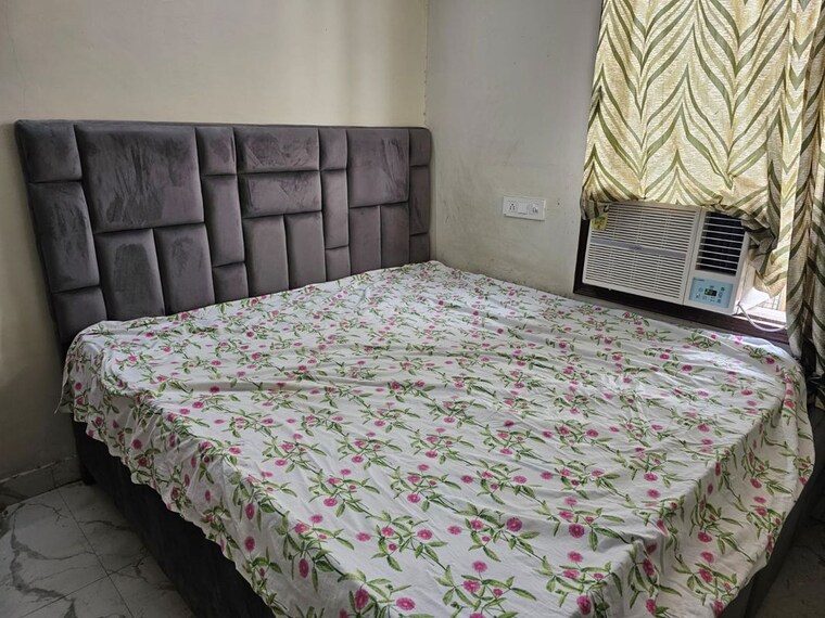 Bedroom, kharar 1 Bedroom 400 Sq.Ft. Independent House In Kharar Mohali 9725539