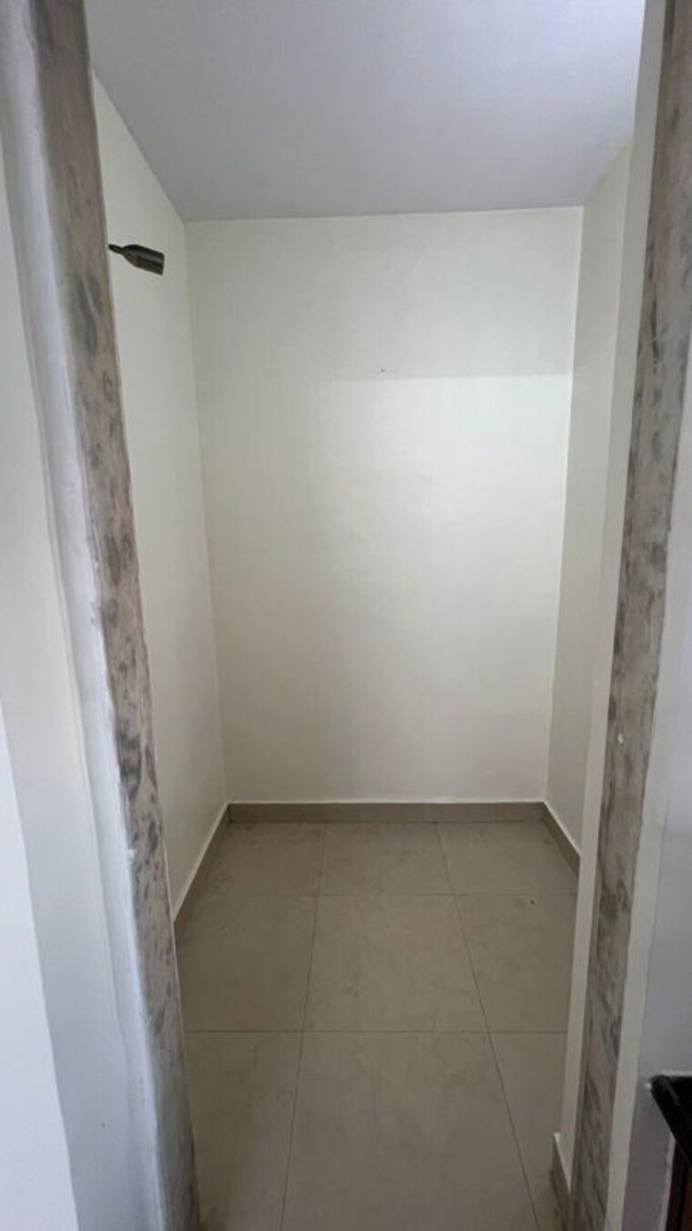 Bathroom, collectors colony 2 Bedroom 800 Sq.Ft. Apartment In Collectors Colony Mumbai 9725544