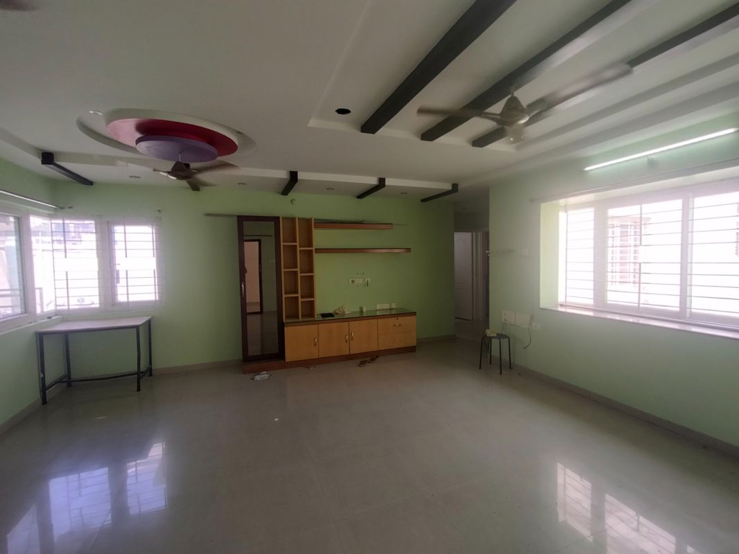 2 BHK + Pooja Room 1300 Sq.Ft. Apartment in Babukhan Solitaire